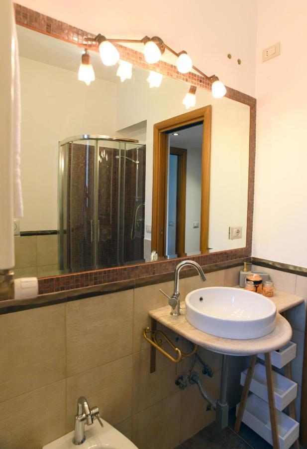 Domus Laura In Trastevere Рим Екстериор снимка